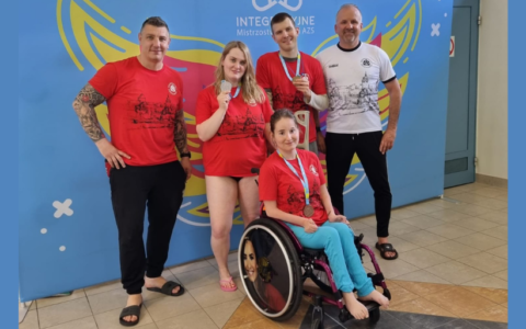 Pływacy z Uniwersytetu Szczecińskiego z medalami