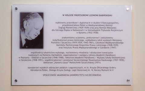 Uroczyste odsłonięcie tablicy pamiątkowej prof. Leona Babińskiego