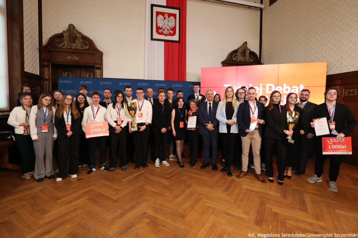 Odbył się I Turniej Debat Oksfordzkich o Puchar Rektora Uniwersytetu Szczecińskiego