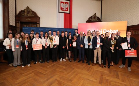 Odbył się I Turniej Debat Oksfordzkich o Puchar Rektora Uniwersytetu Szczecińskiego