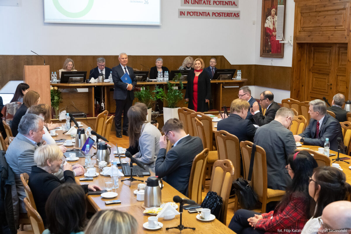 Wyjątkowe posiedzenie Senatu Uniwersytetu Szczecińskiego