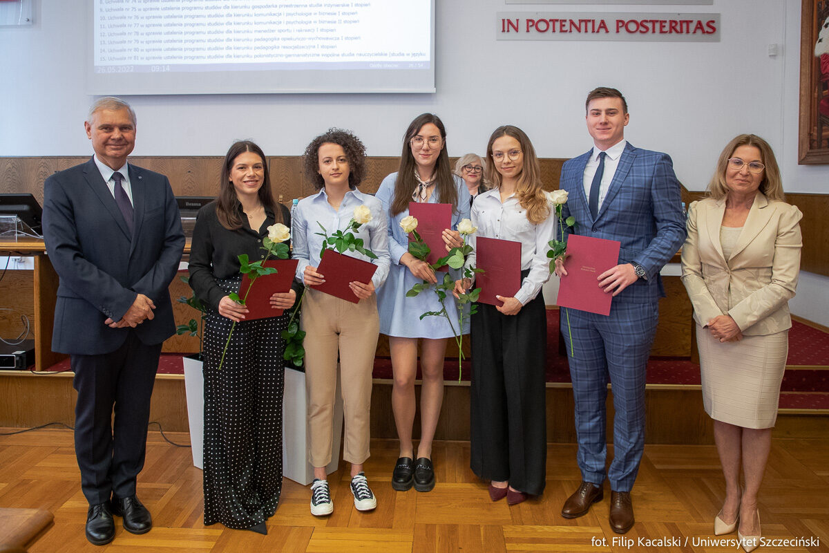 Nasi studenci nagrodzeni przez Ministra Edukacji i Nauki