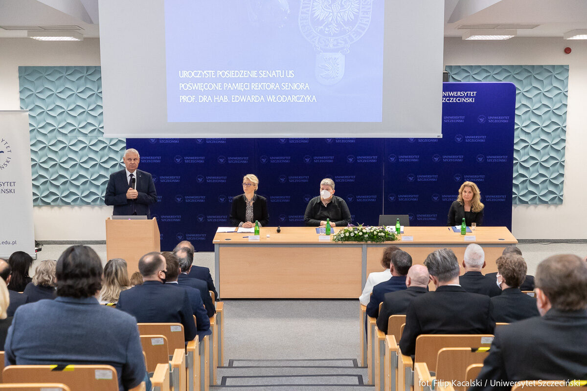 Relacja z uroczystego posiedzenia Senatu US poświęconego pamięci prof. Edwarda Włodarczyka