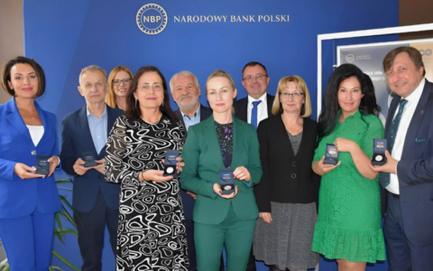 Naukowcy z Uniwersytetu Szczecińskiego uhonorowani przez Narodowy Bank Polski