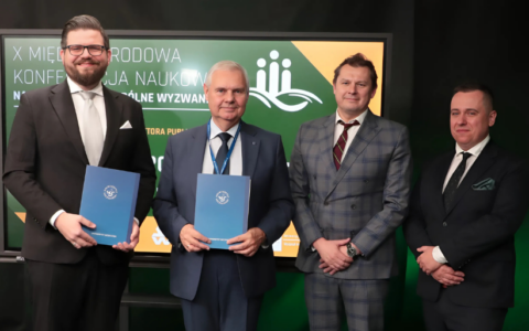 Umowa pomiędzy Uniwersytetem Szczecińskim a Inicjatywą 7/4/3