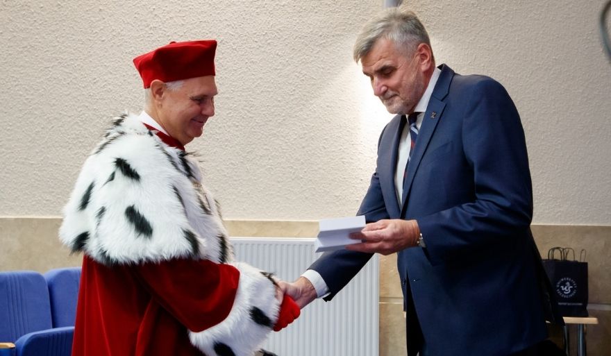 Medal PKOl dla Rektora US