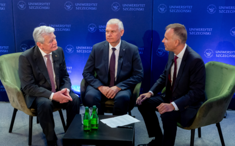 Rozmowa Pana Joachima Gaucka oraz Pana prof. dra hab. Waldemara Tarczyńskiego, Rektora US