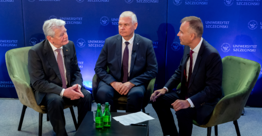 Rozmowa  Pana Joachima Gaucka oraz Pana prof. dra hab. Waldemara Tarczyńskiego, Rektora US