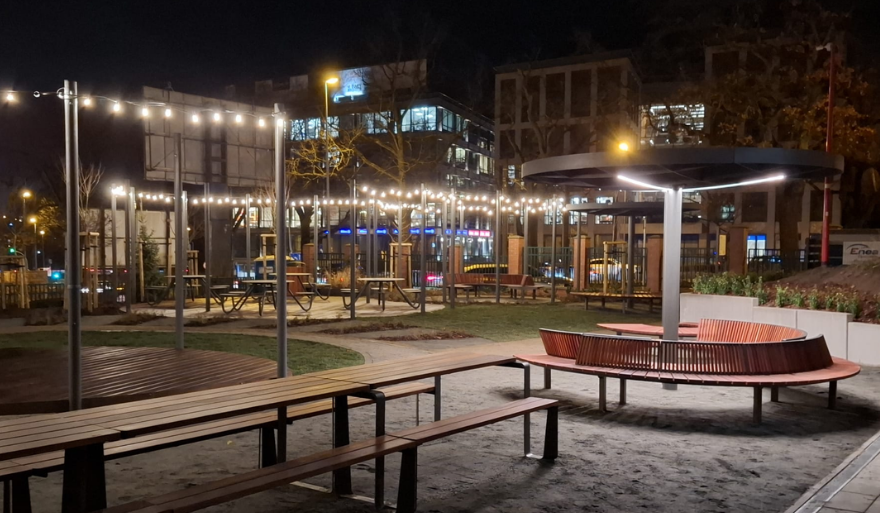 Teren Uniwersytetu Szczecińskiego się zmienia – Piastów Chill Garden otwarte