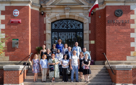 7th International Staff Training Week
