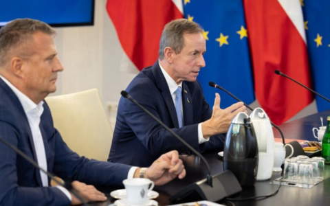 Prof. dr hab. n. med. Jerzy Sieńko po raz kolejny na spotkaniu w Senacie RP