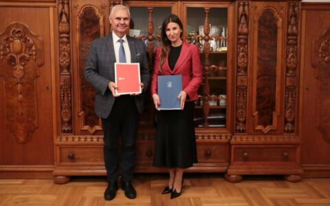 Porozumienie Uniwersytetu Szczecińskiego z Auto Clubem