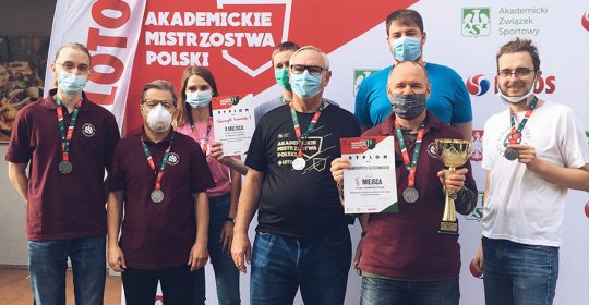 Srebro w brydżu sportowym