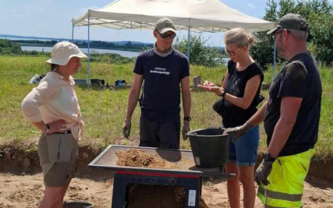 Trwają prace wykopaliskowe w Żelewie
