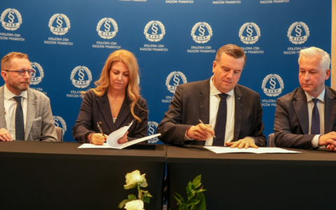 Podpisanie porozumienia o współpracy między Krajową Izbą Radców Prawnych a Uniwersytetem Szczecińskim