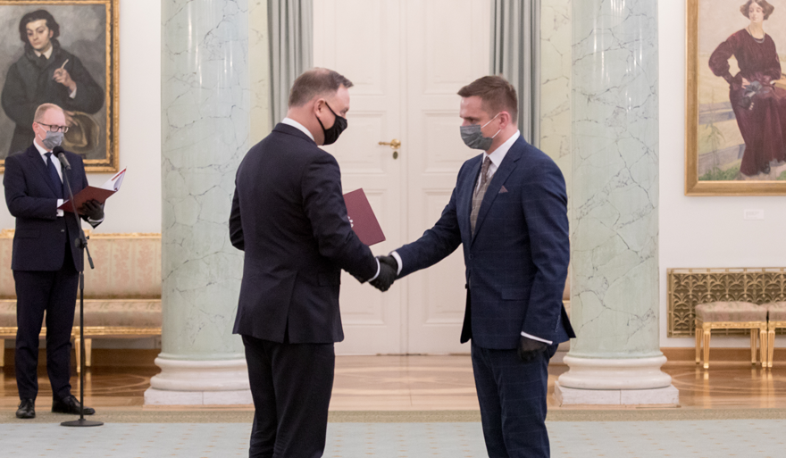Prezydent RP wręczył nominacje profesorskie, serdeczne gratulacje dla prof. dra hab. inż. Roberta Czerniawskiego