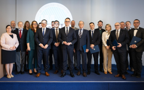 Naukowcy Uniwersytetu Szczecińskiego powołani do Rady Naukowej IMGW