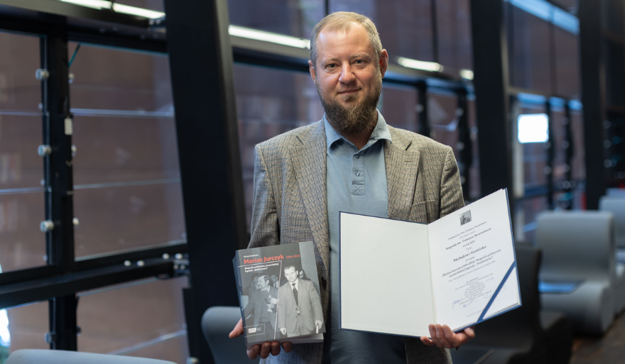 Książka dra Michała Siedziaki doceniona w prestiżowych konkursach