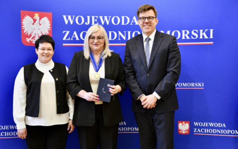 Złoty Medal „Sapientia et Veritas” dla prof. Renaty Podgórzańskiej
