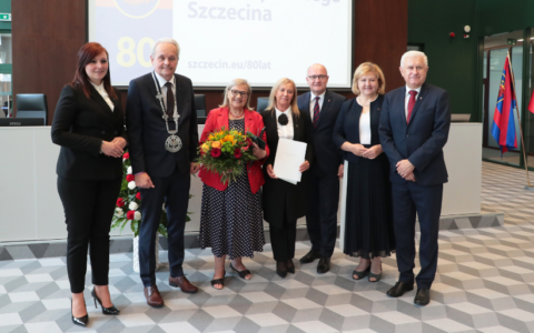 Wyjątkowe wyróżnienie dla prof. dr hab. Marii Czerepaniak-Walczak