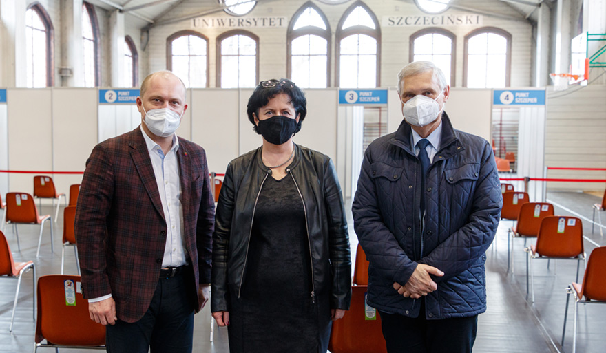 Uniwersytet Szczeciński wspiera walkę z covid -19