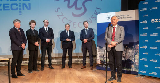 Porozumienie o współpracy Uniwersytetu Szczecińskiego z Polskim Radiem Szczecin podpisane