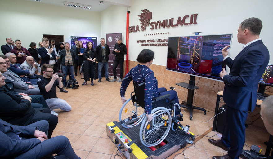 Inauguracja sali symulatorów VR Wydziału Prawa i Administracji Uniwersytetu Szczecińskiego