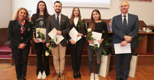 Studenci Uniwersytetu Szczecińskiego nagrodzeni przez Ministra Nauki i Szkolnictwa Wyższego