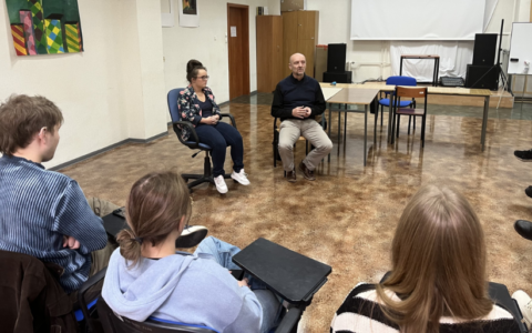 „Moje życie i pasje” – wyjątkowe spotkanie studentów pedagogiki z Panią Bereniką Joworską