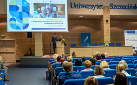 Relacja z konferencji „Świat (nie)przyjazny starości”