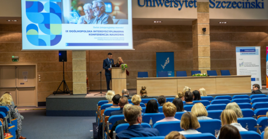 Relacja z konferencji „Świat (nie)przyjazny starości”