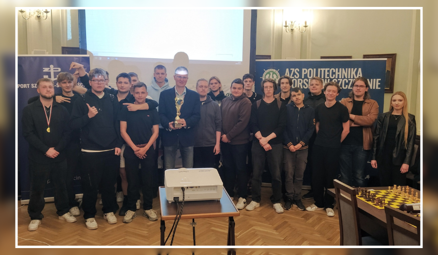 Pierwsze miejsce drużyny szachistów z US