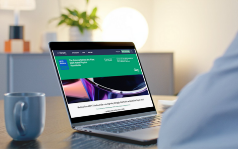 Profesor M.P. Dąbrowski komentatorem tegorocznej Nagrody Nobla z fizyki