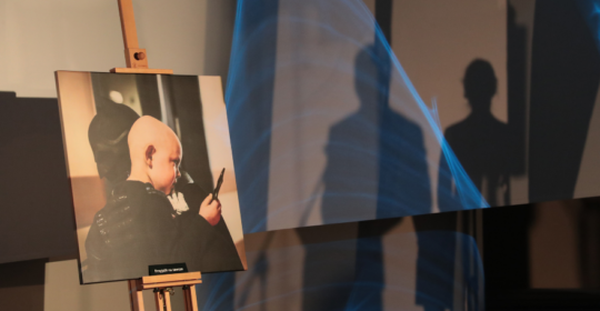 Relacja z wystawy „W fotograficznym wirze by Jarek Dulny”