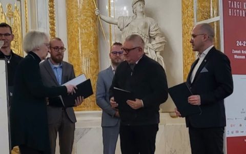 Wyróżnienie dla prof. Walczaka
